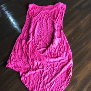 Twist back muscle tank